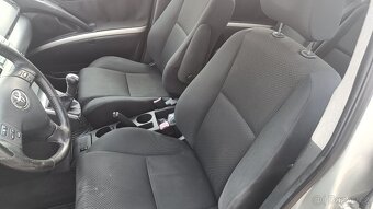 Corolla Verso 2.0 D4D 85 kW - 8