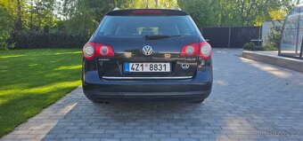 VW Passat 2.0Tdi 103kw Highline - 8