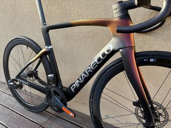Pinarello Dogma F - 2025 - 8