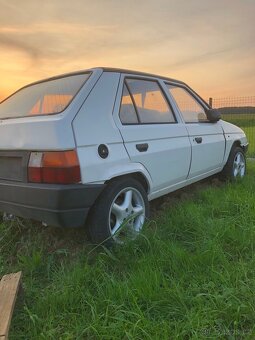 Škoda favorit - 8