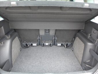 Škoda Yeti 1,2 TSi XENONY,DIGI AC,1.MAJ - 8