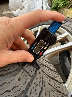 zimni pneu s Alu 225/50/17 - 8