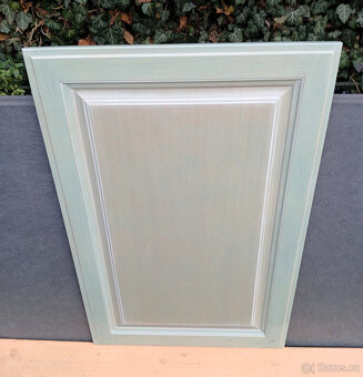 Kuchyňská dvířka masiv - 8