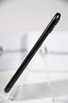 Apple iPhone 11, 64GB, Black - záruka 12 měsíců - 8