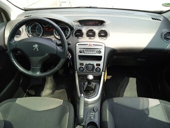 Peugeot 308 SW 1.6 HDi 7 míst - 8