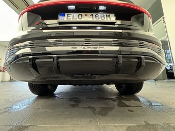 Audi Q8 Sportback S line 55 e-tron quattro (Záruka, CZ, DPH) - 8