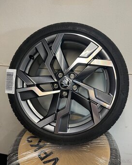 Karoq R19 Nová originální letní sada - 8