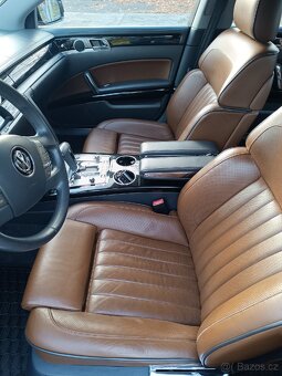 VW PHAETON 4.2 V8 - 8