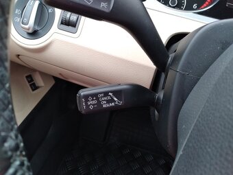 VOLKSWAGEN PASSAT CC 2.0 TDI DSG ČR - 8