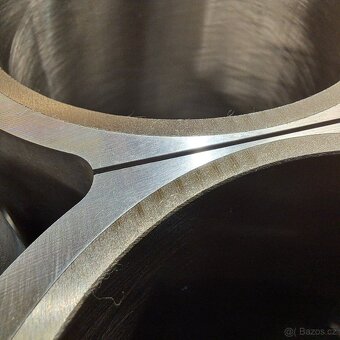 Volvo motor D5 - opravený blok motoru se zárukou - 8