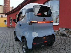 Leramotors E-Car E4 Světle modrá - 8