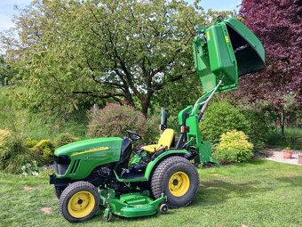 Traktor John Deere 2520 HST - 8