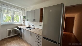 Byt v OV 2+1, balkon, cihlový dům - 8