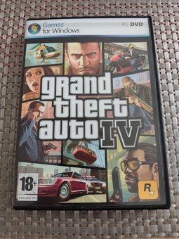 Grand Theft Auto IV - 8