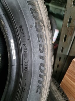 Prodám letní pneumatiky Bridgestone 215/60 R16 - 8