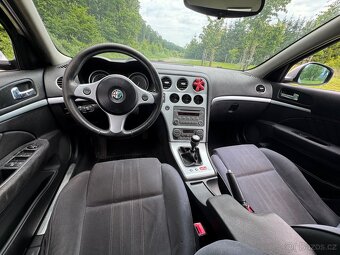Alfa Romeo 159 2.2 JTS - 8