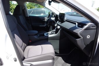 Toyota RAV4 Hybrid 4x4 2021 výbava Active s paketem Bussines - 8