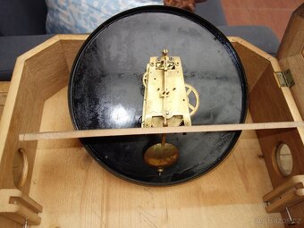 Staré hodiny Kienzle, školní či nádražní - 8