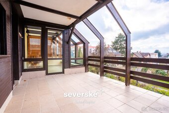 Vícegenerační vila 320 m² s garáží, bazénem a zahradou - 8