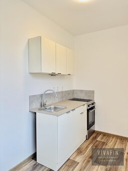 Prodej bytu 1+1, 1+kk 41 m  Milovice, Topolová, po rekonstru - 8