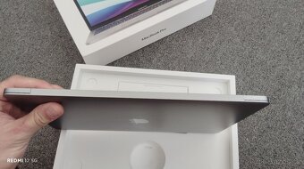 MacBook PRO 13" i7 16xGB RAM 512xSSD jako nový - 8