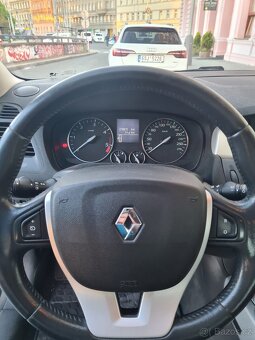 Renault laguna 2.0 dci - 8
