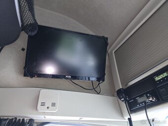 TAHAČ VOLVO FH 500, EURO 6, AUTOMAT, r.v.2019, LOWDECK - 8