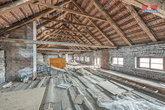 Prodej rodinného domu, 280 m², Buštěhrad, ul. Sladkovského - 8