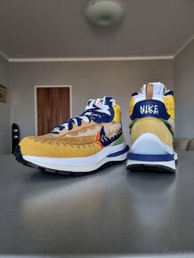 Nike x sacai x Jean Paul Gaultier Vaporwaffle - 8