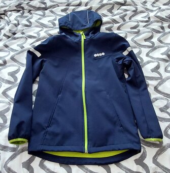 Zimní, jarní/podzimní bunda, větrovka, sofshell vel. 110-158 - 8