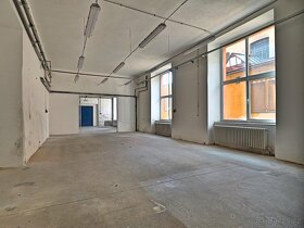 Pronájem obchodních prostor 322 m² - 8