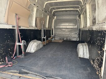 Prodáme VW LT35 2,5 TDi RV: 2006. - 8