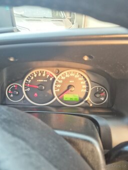 Mazda tribute 4x4 2.5i - 8