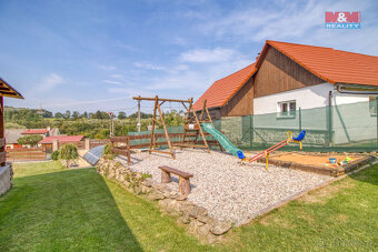 Prodej rodinného domu, 233 m², Strašín, ul. Lazny - 8