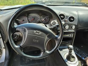 Hyundai COUPE 2,0FX 1999 102kW - DILY, KRASNY, JEZDI - 8