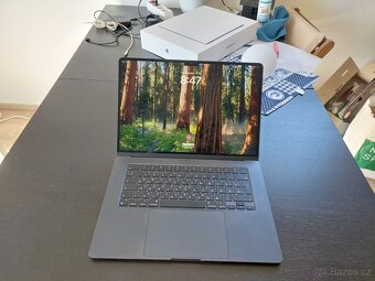 Macbook air 15" 24gb ram, 1tb ssd - 8
