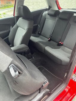 VW Polo 5, 1.4 benzín 63 kw třídveřová verze - 8