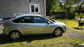 Ford Focus II 1.6 74kW 2005 - 8