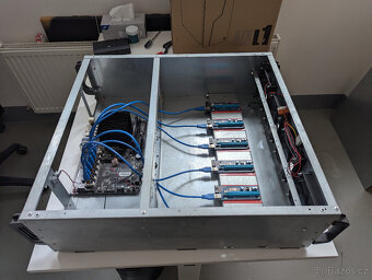 Nestandardní RACK case pro GPU – až 6× GPU - 8