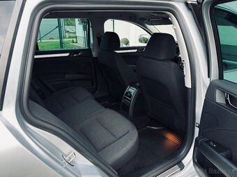 ŠKODA SUPERB COMBI II 2.0TDI 125KW DSG 2014, BIXENON - 8