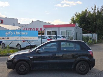 Kia Rio 1,5Crdi rok 2008 - 8