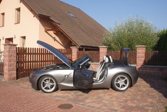 BMW Z4 2.5i (141kw) manuál, dovoz DE, XENONY, SUPER STAV - 8