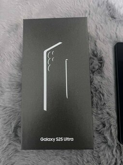 Mobilní telefon - 8