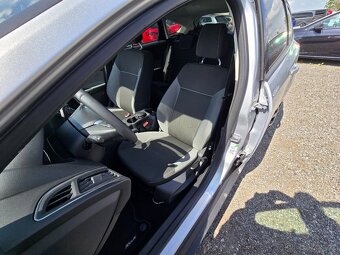 FORD FOCUS 1.6 benzin - 8