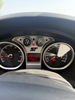 Ford focus 2.5 St - 8