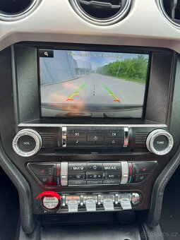 Ford mustang 5.0 - 8