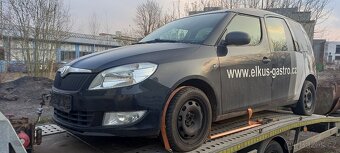 Škoda Roomster 1.2htp 51kW r.v.2011 na ND. - 8