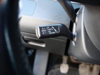 Volkswagen Passat 1.6 TDi , 77 kW nafta, 2011 - 8