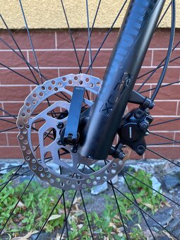 Trek Marlin 7 Horské kolo - 8