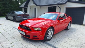 FORD MUSTANG 3.7 PREMIUM 2013 - 8